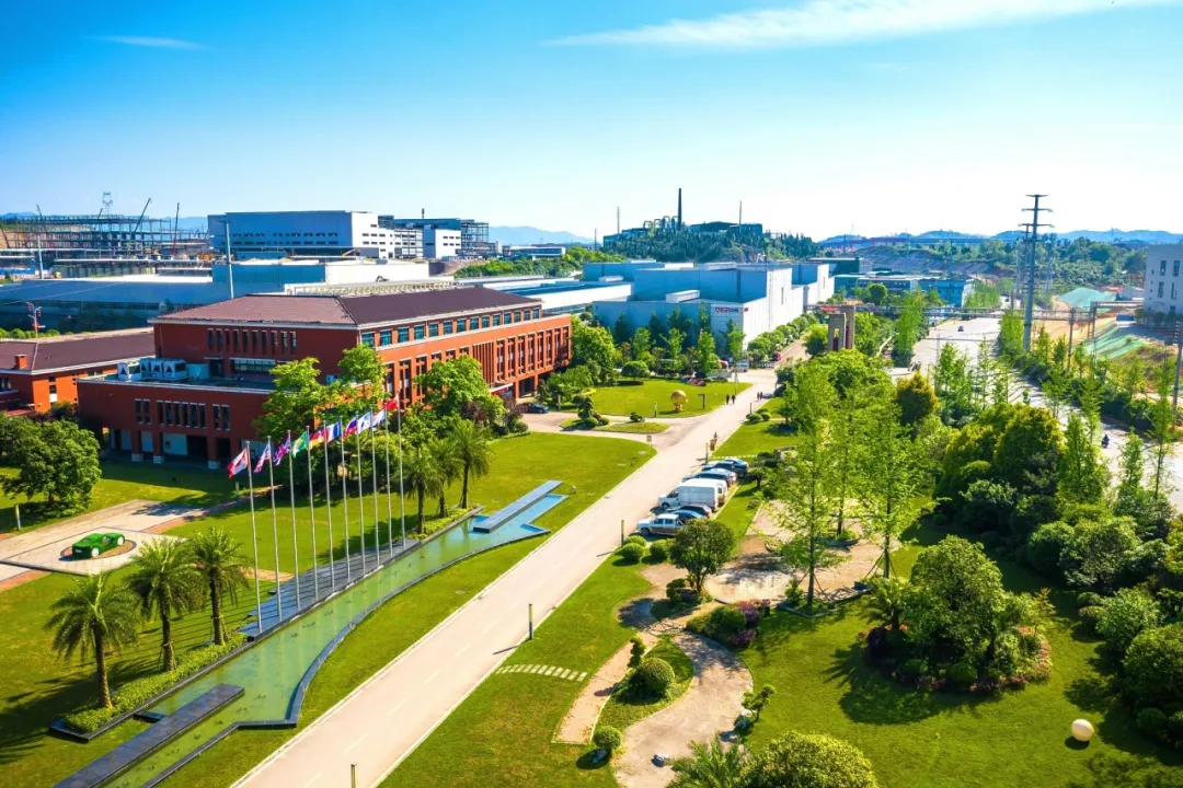 攜手渣打，中偉股份設(shè)立首個可持續(xù)發(fā)展掛鉤現(xiàn)金賬戶，推動綠色金融實踐