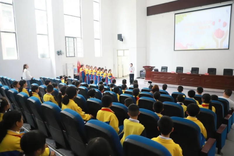 春暉心行·微愛傳遞|中偉銅仁、開陽產業基地開展愛心助學活動